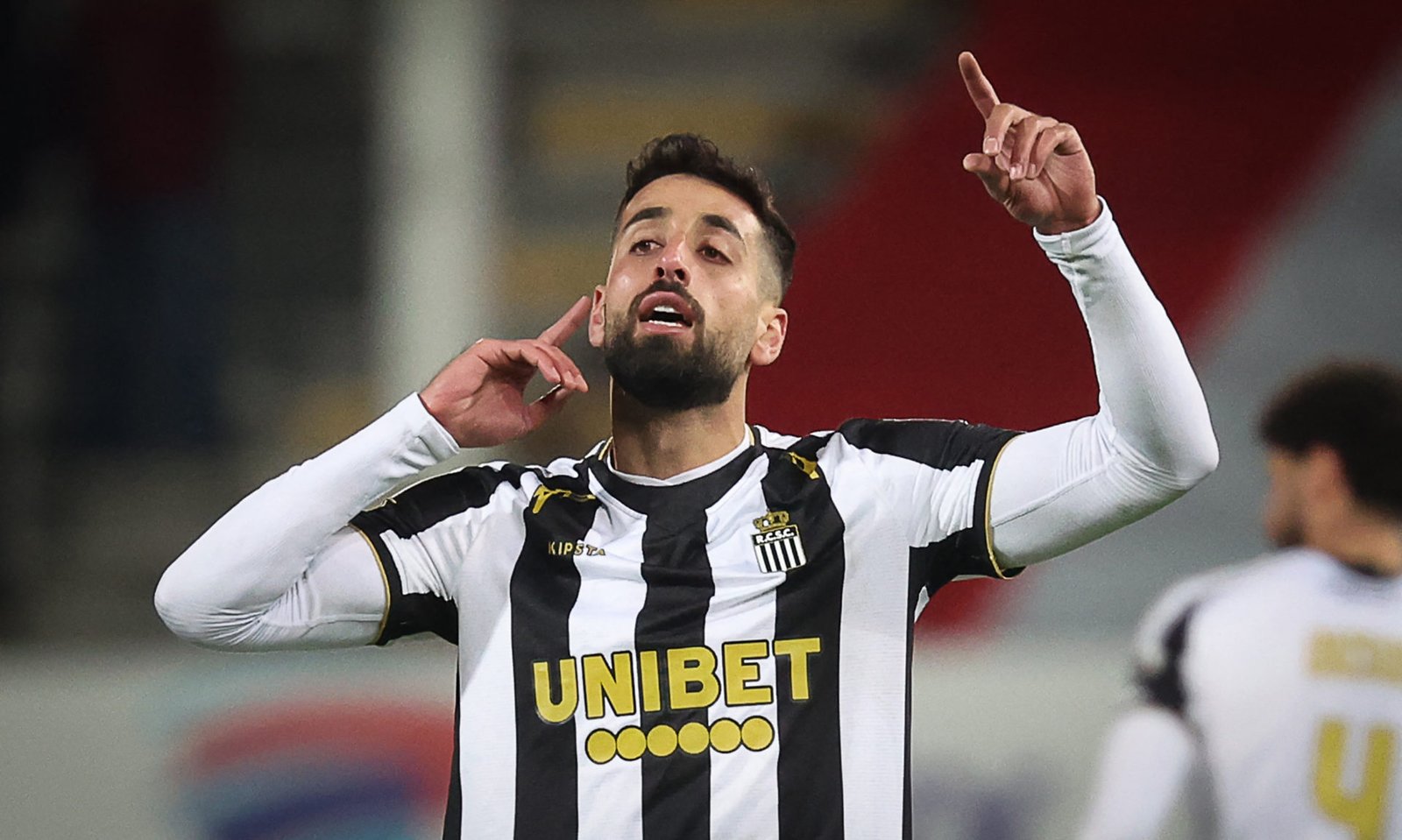 من هو عدي الدباغ Oday Dabbagh صفقة الزمالك الجديدة؟